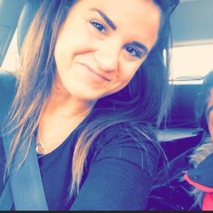 Meet your Posher, Chelsie